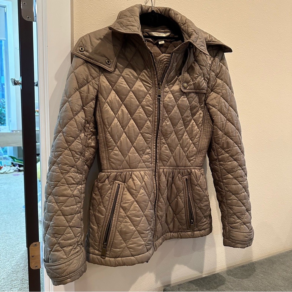 Women Burberry Quilted Jacket with Detachable Hood